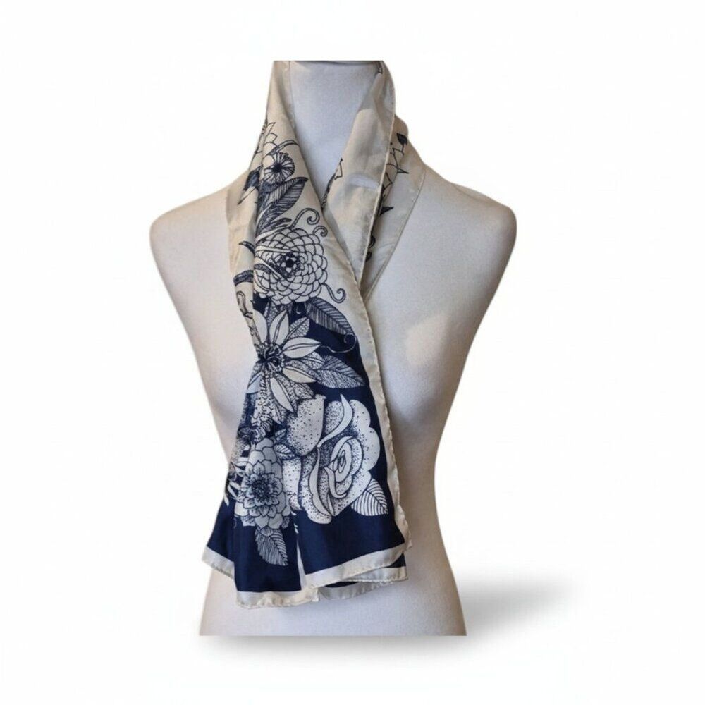 Vintage Lady Heritage Scarf Blue White Floral Silk Like Rectangle Grandmillennia